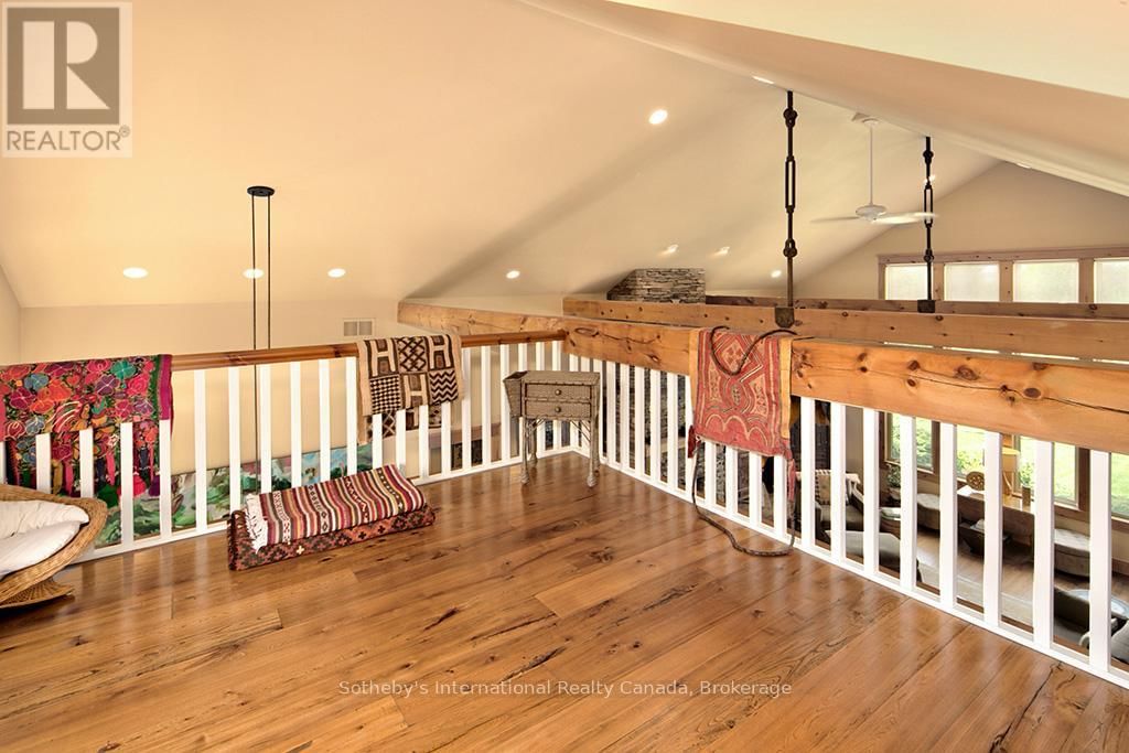 415763 10TH LINE Image 22
