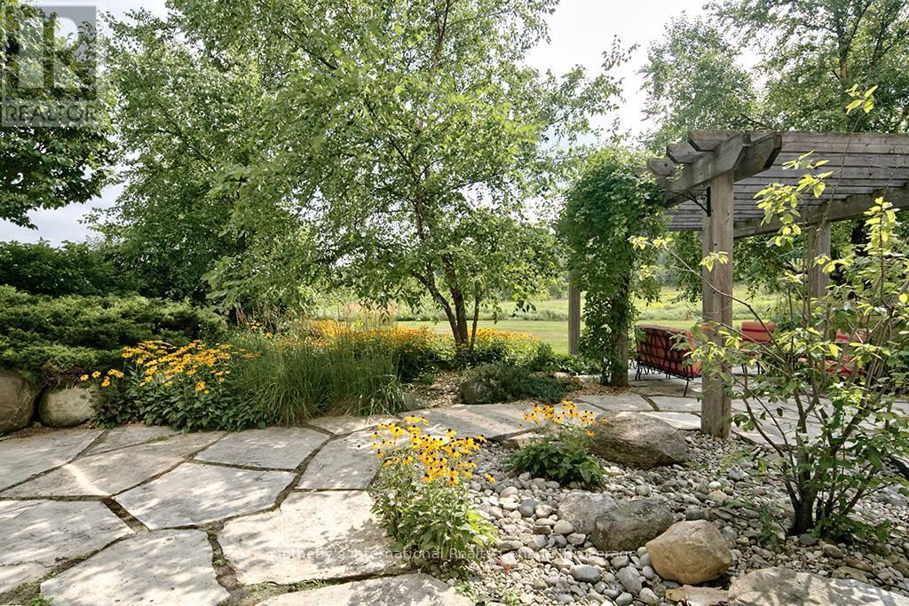 415763 10TH LINE Image 27