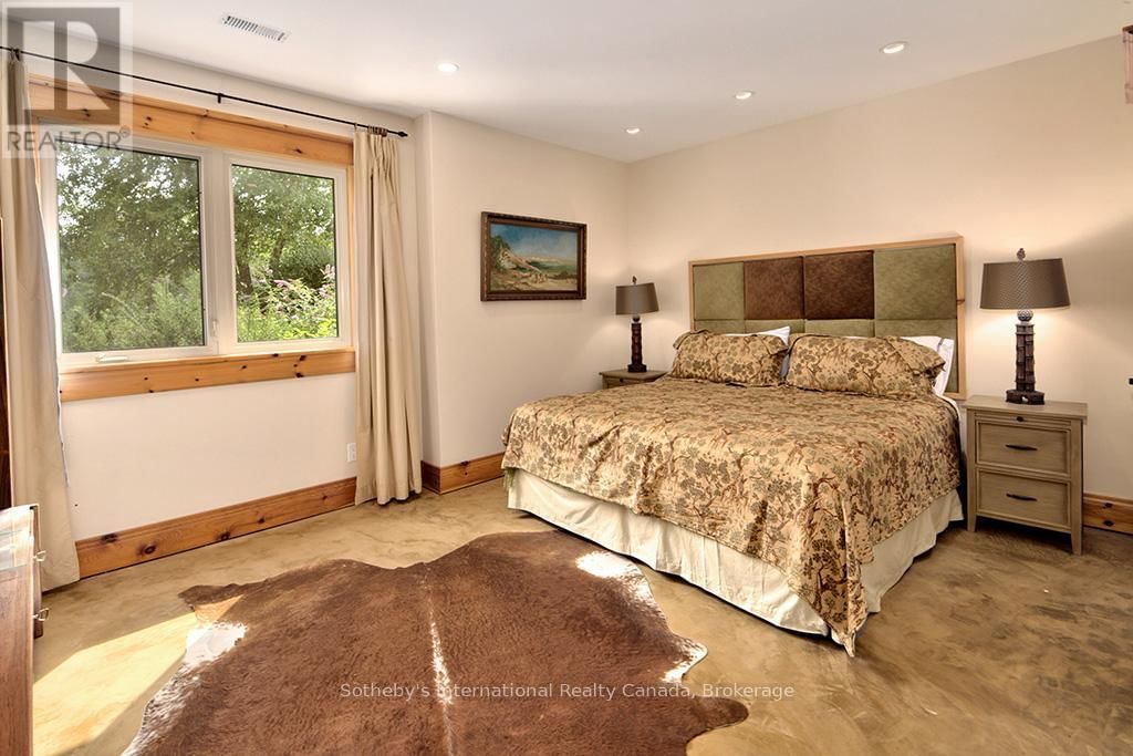 415763 10TH LINE Image 29