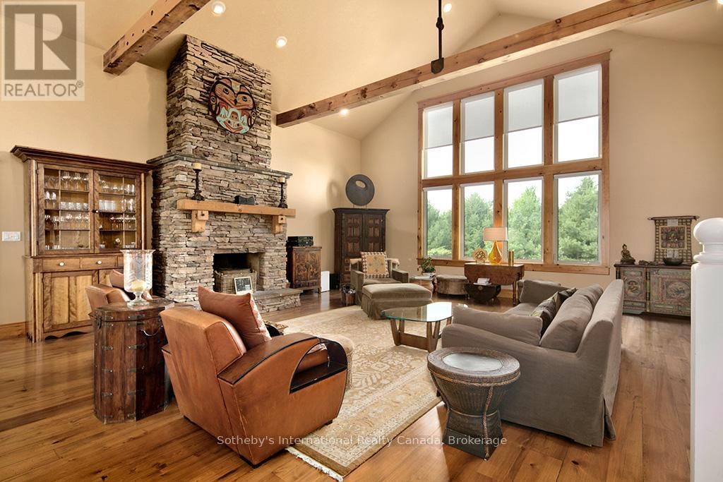 415763 10TH LINE Image 3