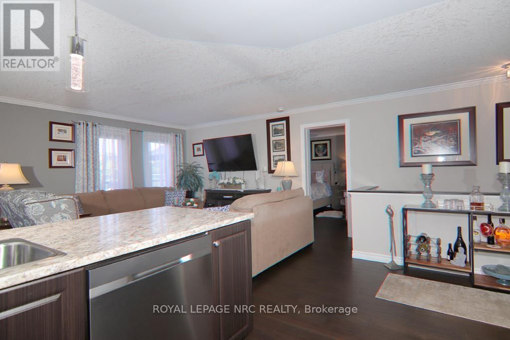 3938 SUNSET LANE Image 20