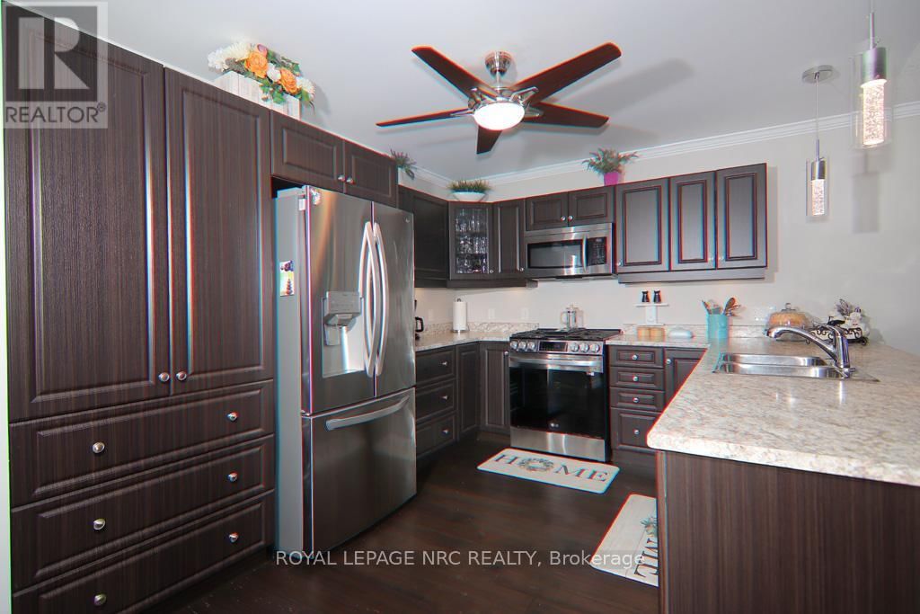 3938 SUNSET LANE Image 24