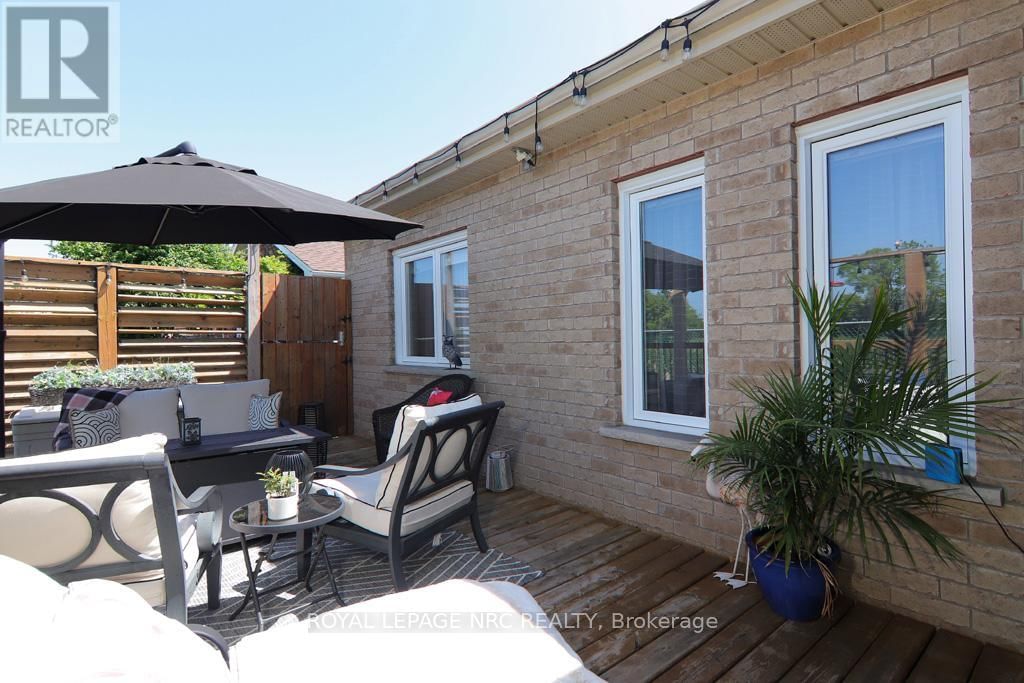 3938 SUNSET LANE Image 31