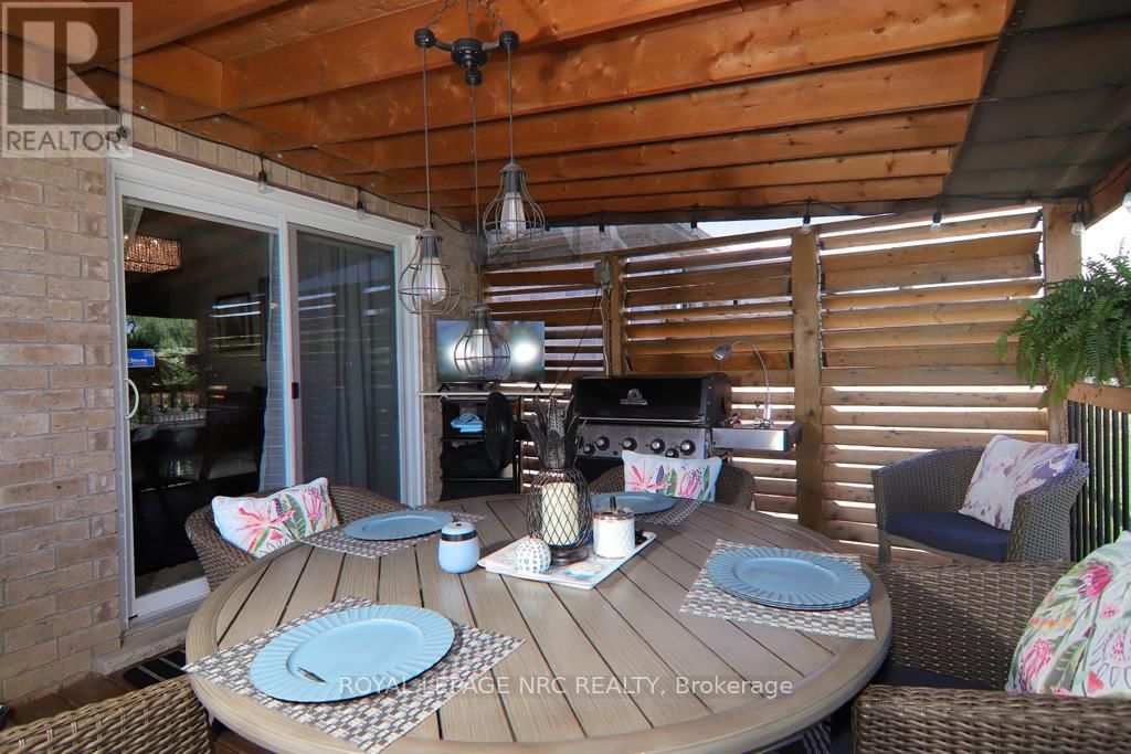 3938 SUNSET LANE Image 32