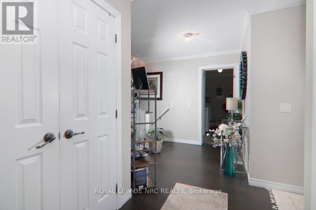 3938 SUNSET LANE Image 9