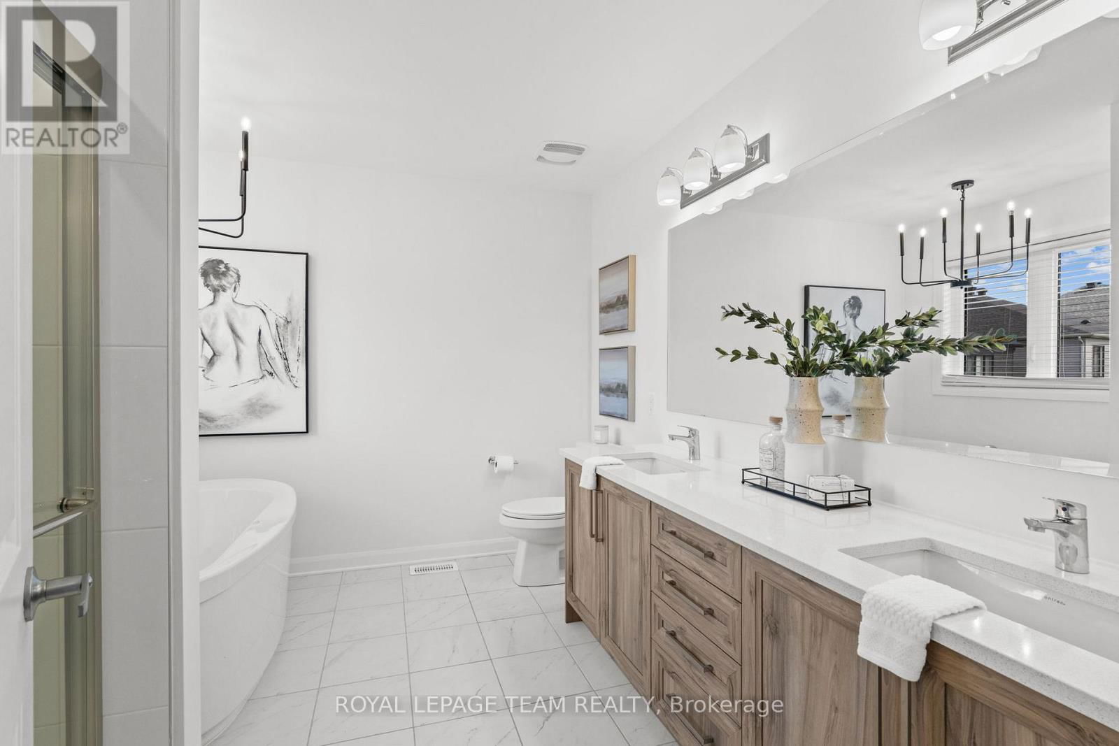 511 ANCHOR CIRCLE Image 31