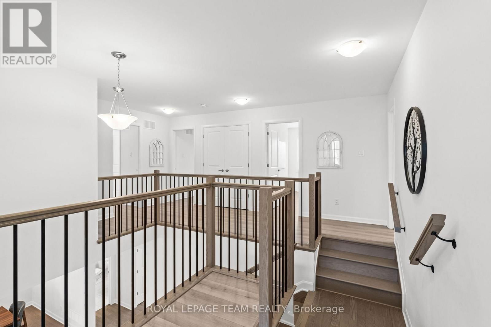 511 ANCHOR CIRCLE Image 33