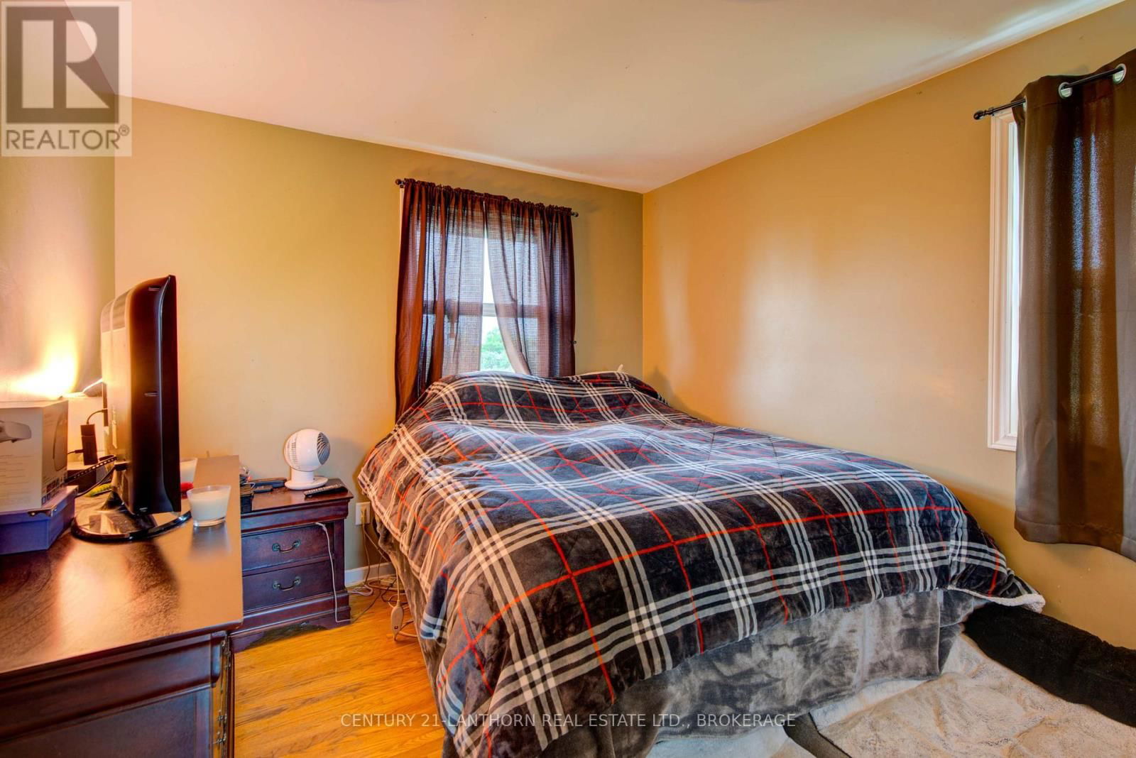 5054 COLEBROOK ROAD Image 31