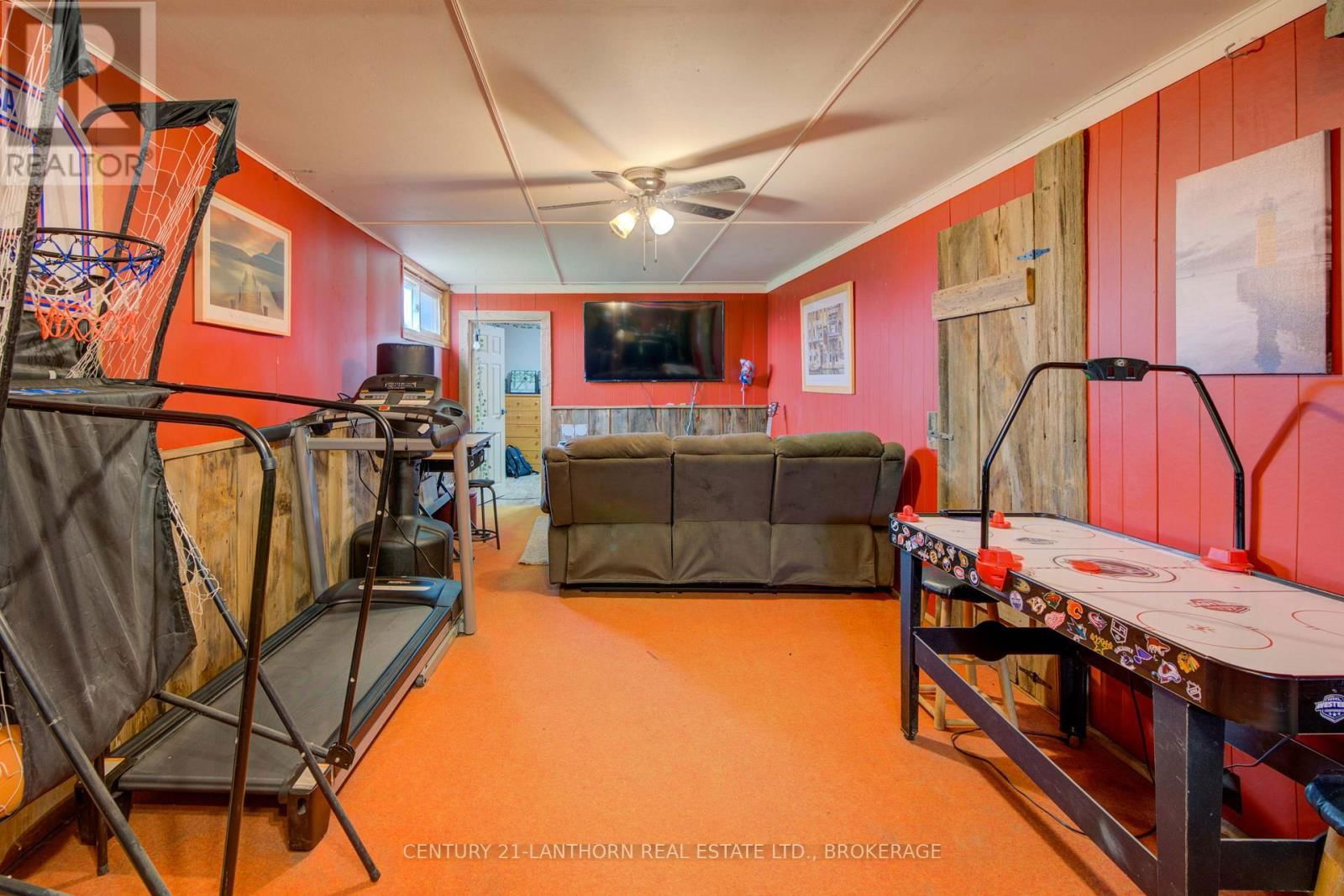 5054 COLEBROOK ROAD Image 38