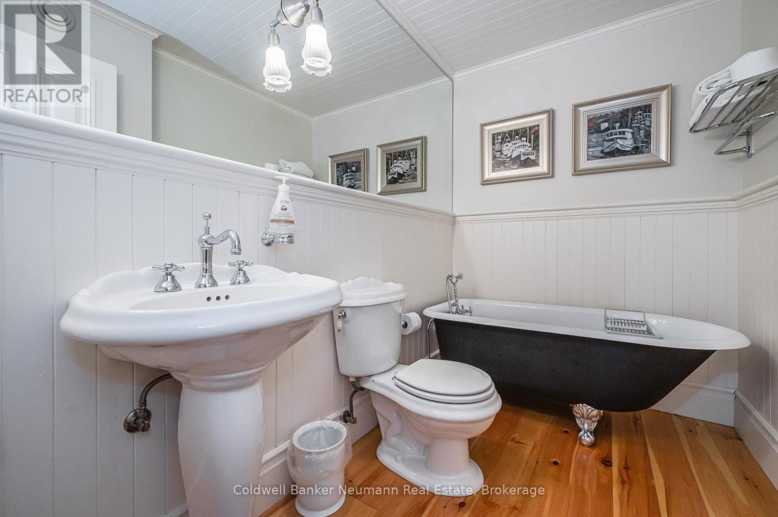226 SHORE ROAD Image 18
