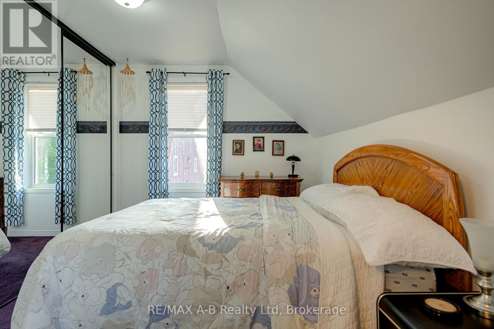 5 CRUICKSHANK STREET Image 34
