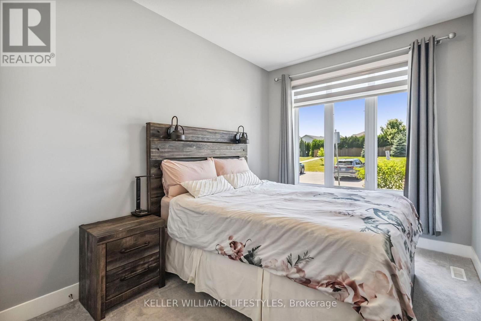 57 - 1375 WHETHERFIELD STREET Image 12