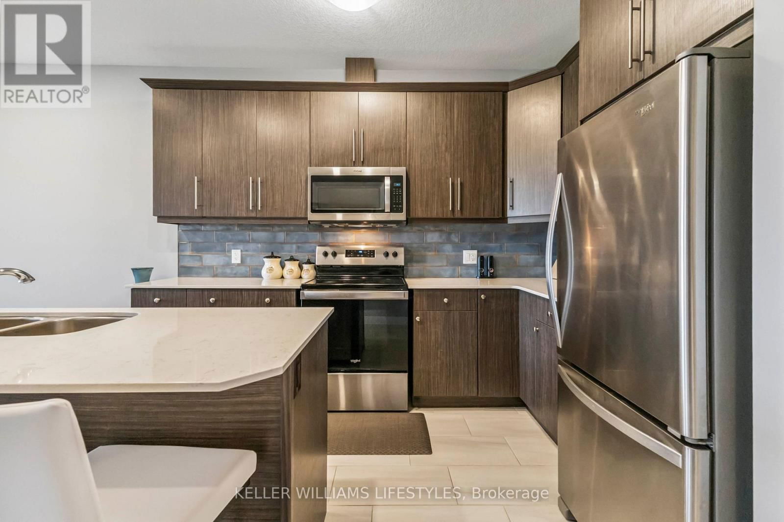 57 - 1375 WHETHERFIELD STREET Image 18
