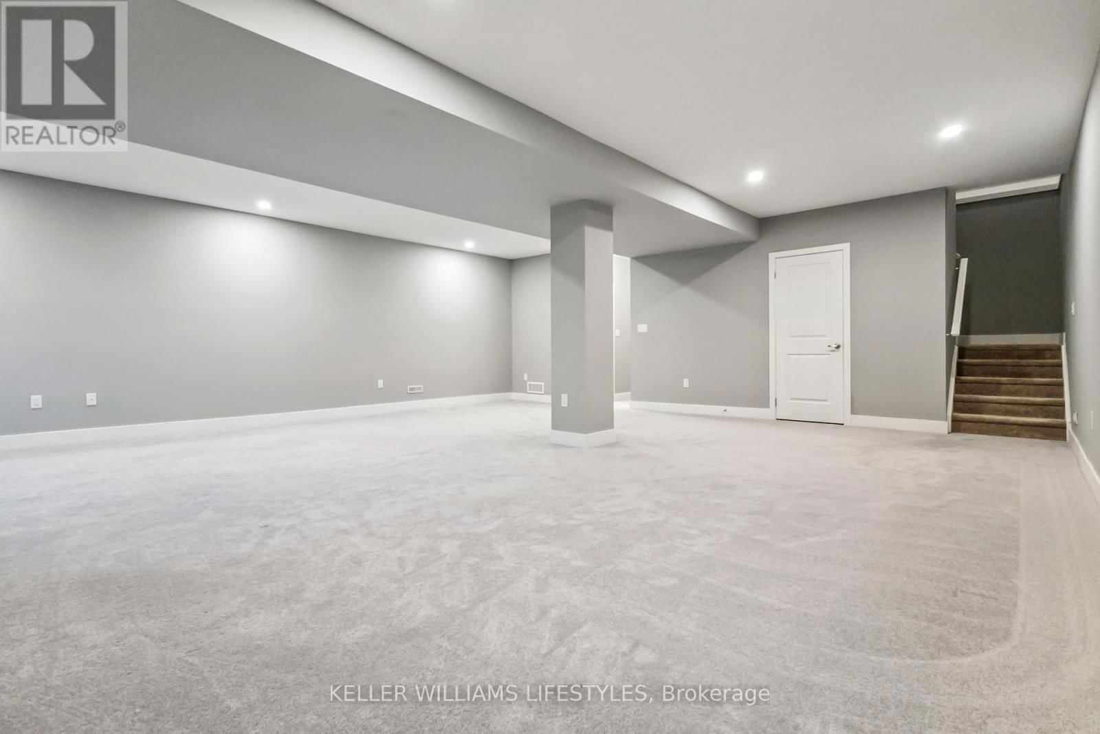 57 - 1375 WHETHERFIELD STREET Image 32