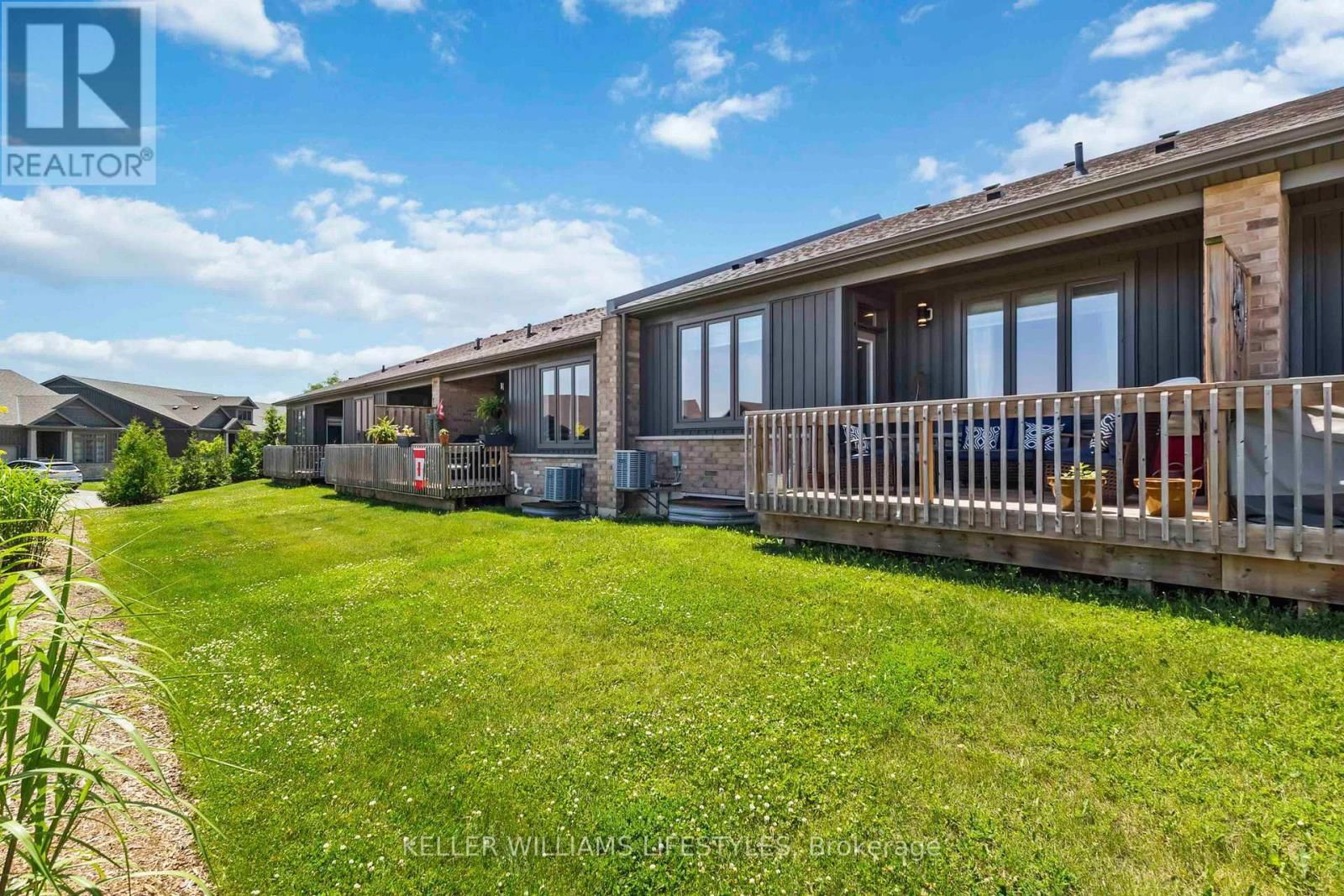 57 - 1375 WHETHERFIELD STREET Image 41
