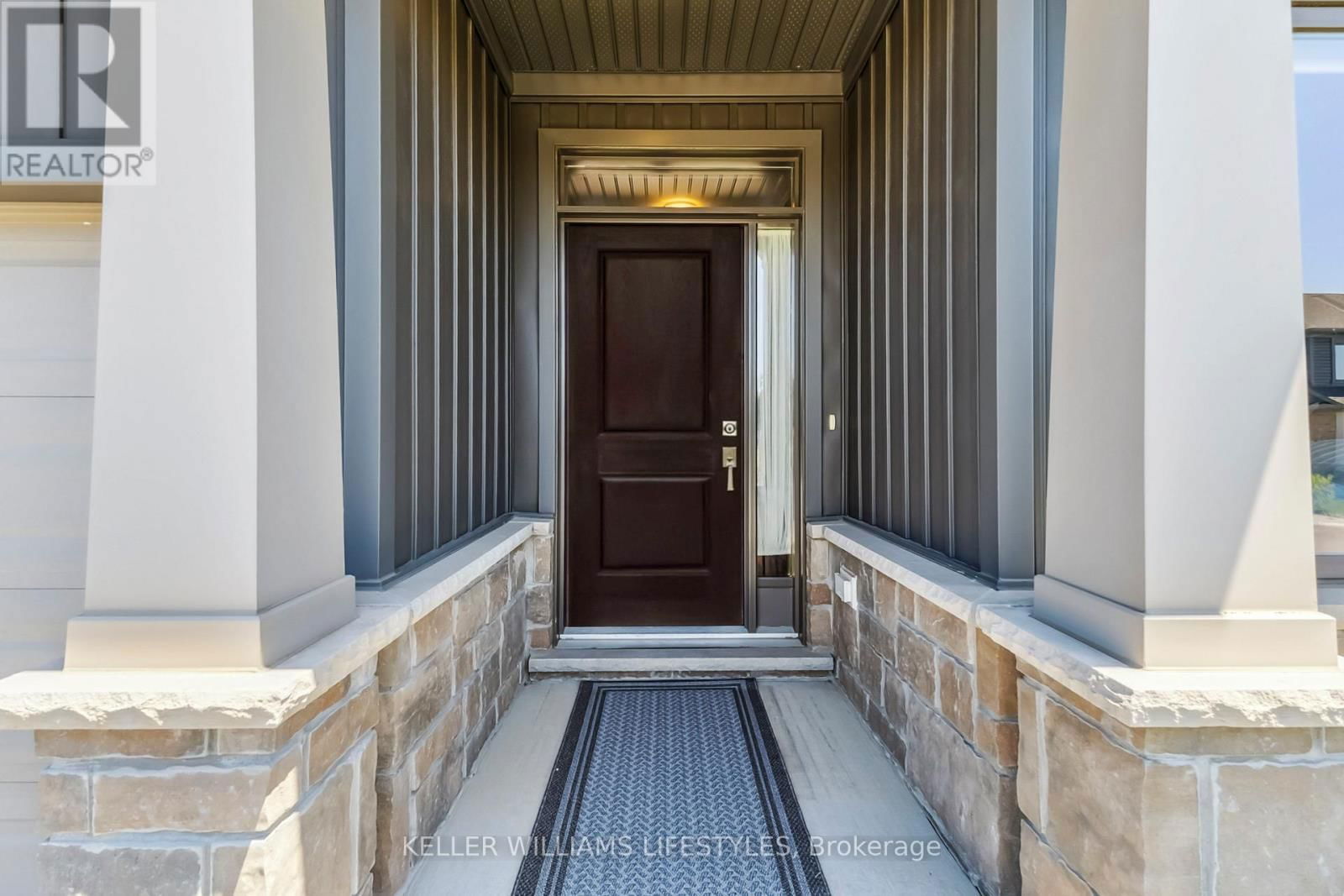 57 - 1375 WHETHERFIELD STREET Image 6