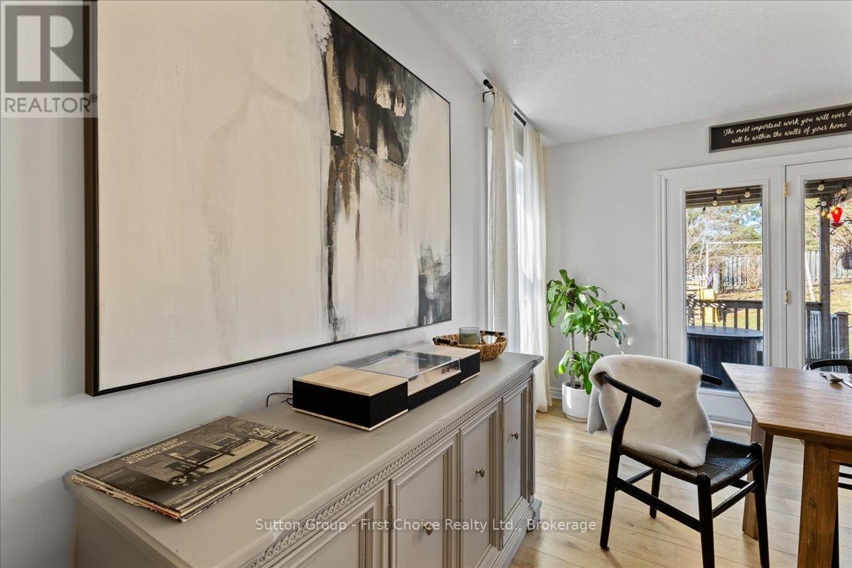 187 SOUTHVALE ROAD Image 18