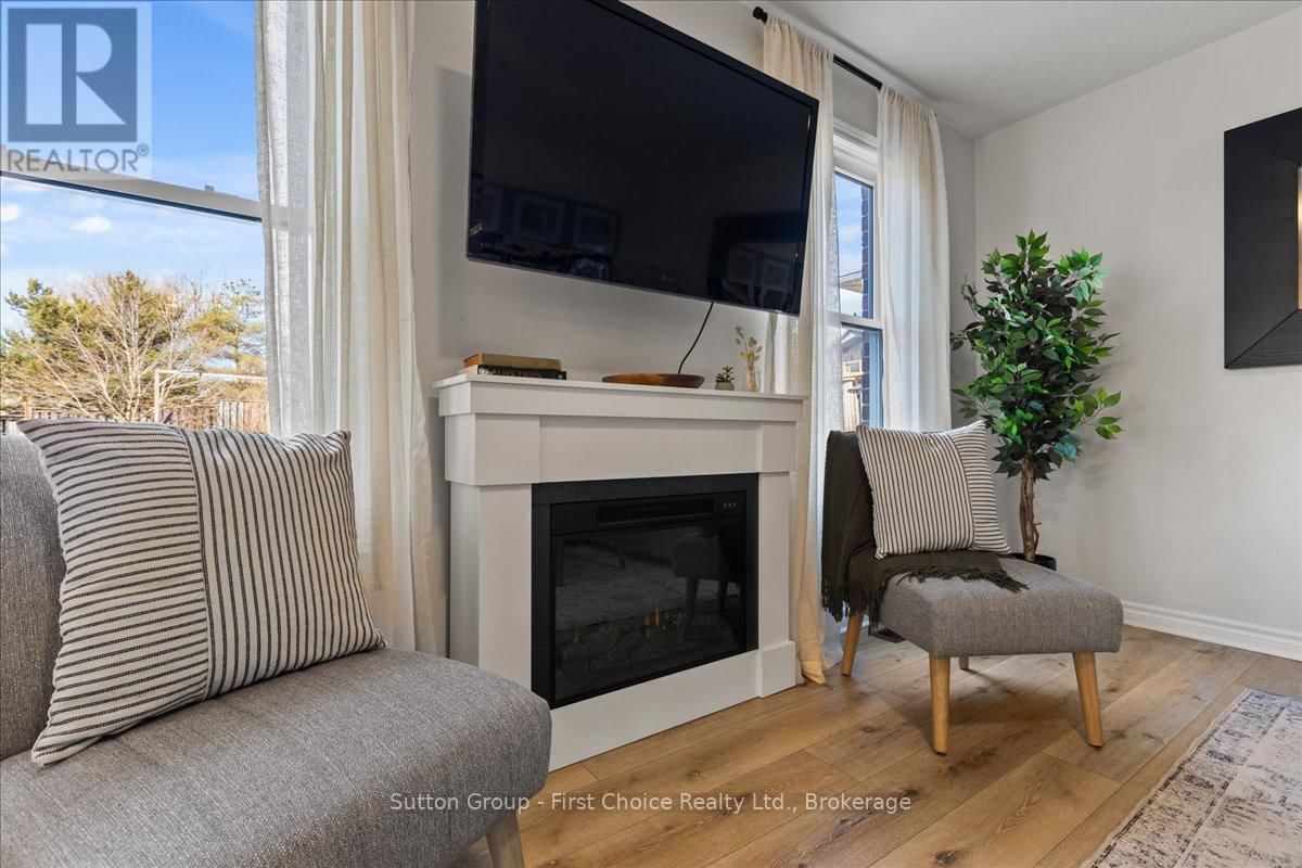 187 SOUTHVALE ROAD Image 20