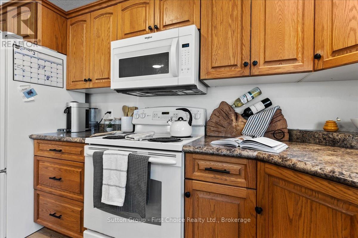 187 SOUTHVALE ROAD Image 9