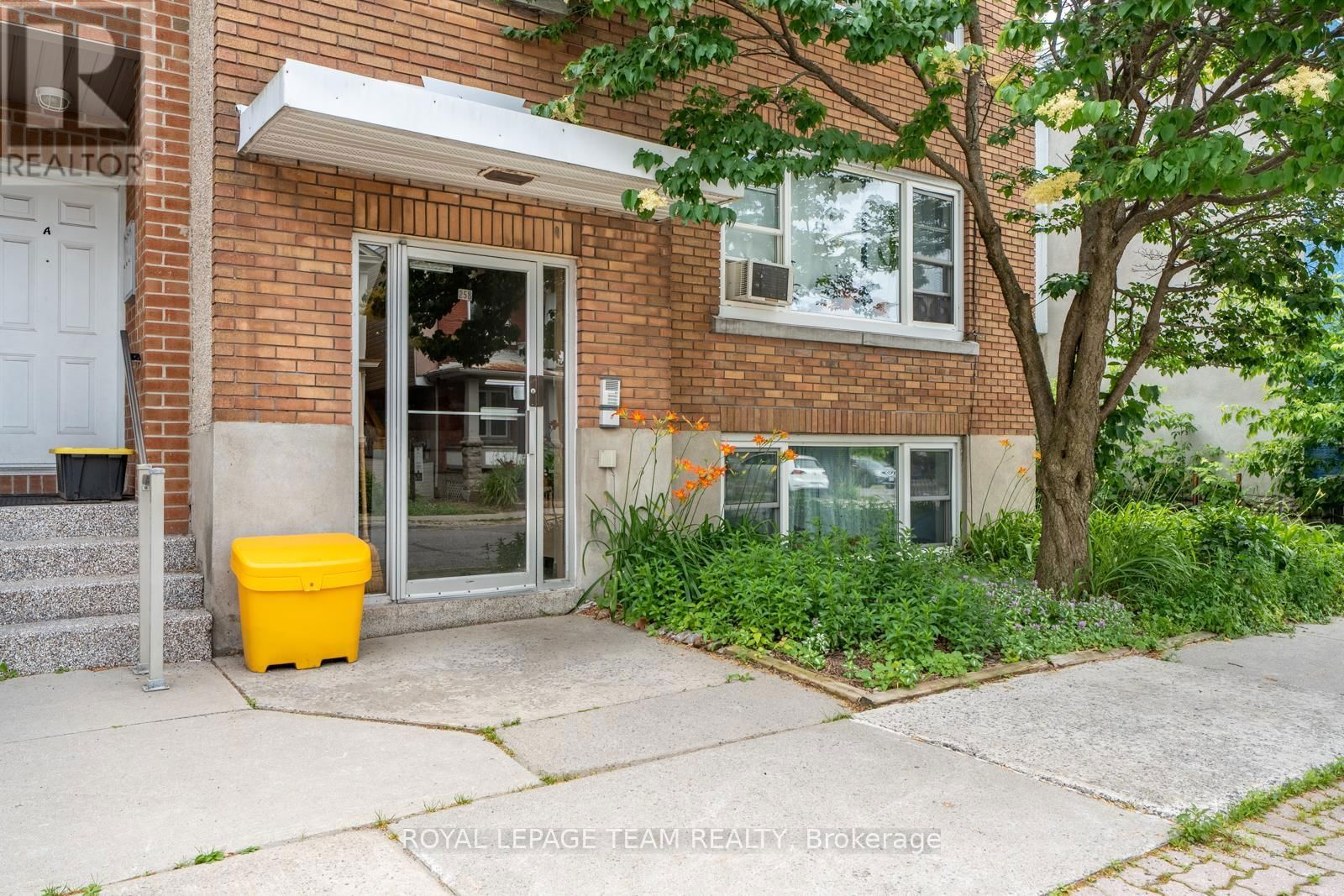 258-260 ST. ANDREW STREET Image 10