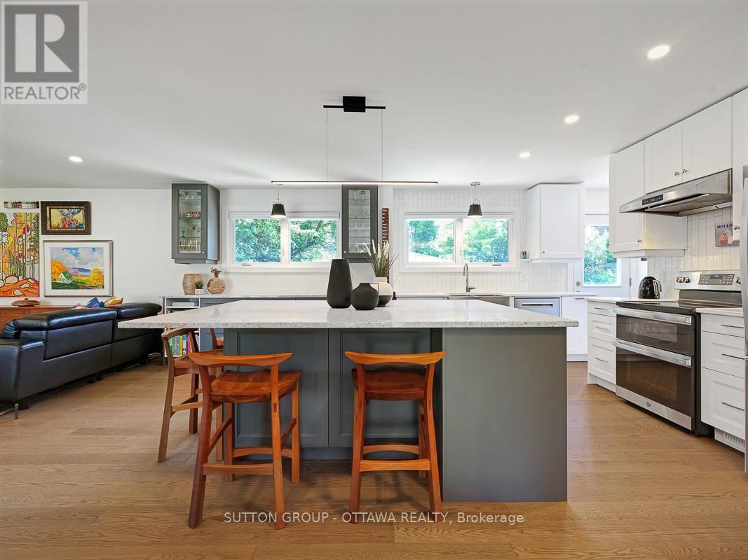 1162 DEER PARK ROAD Image 13