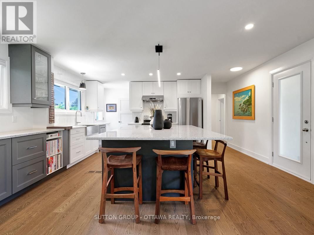 1162 DEER PARK ROAD Image 3