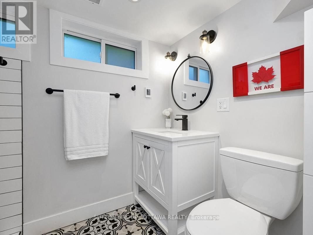 1162 DEER PARK ROAD Image 30