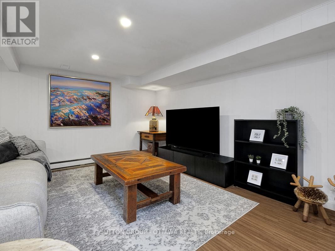 1162 DEER PARK ROAD Image 33