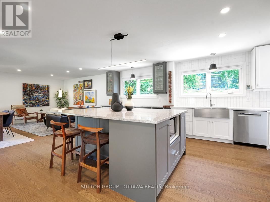 1162 DEER PARK ROAD Image 4