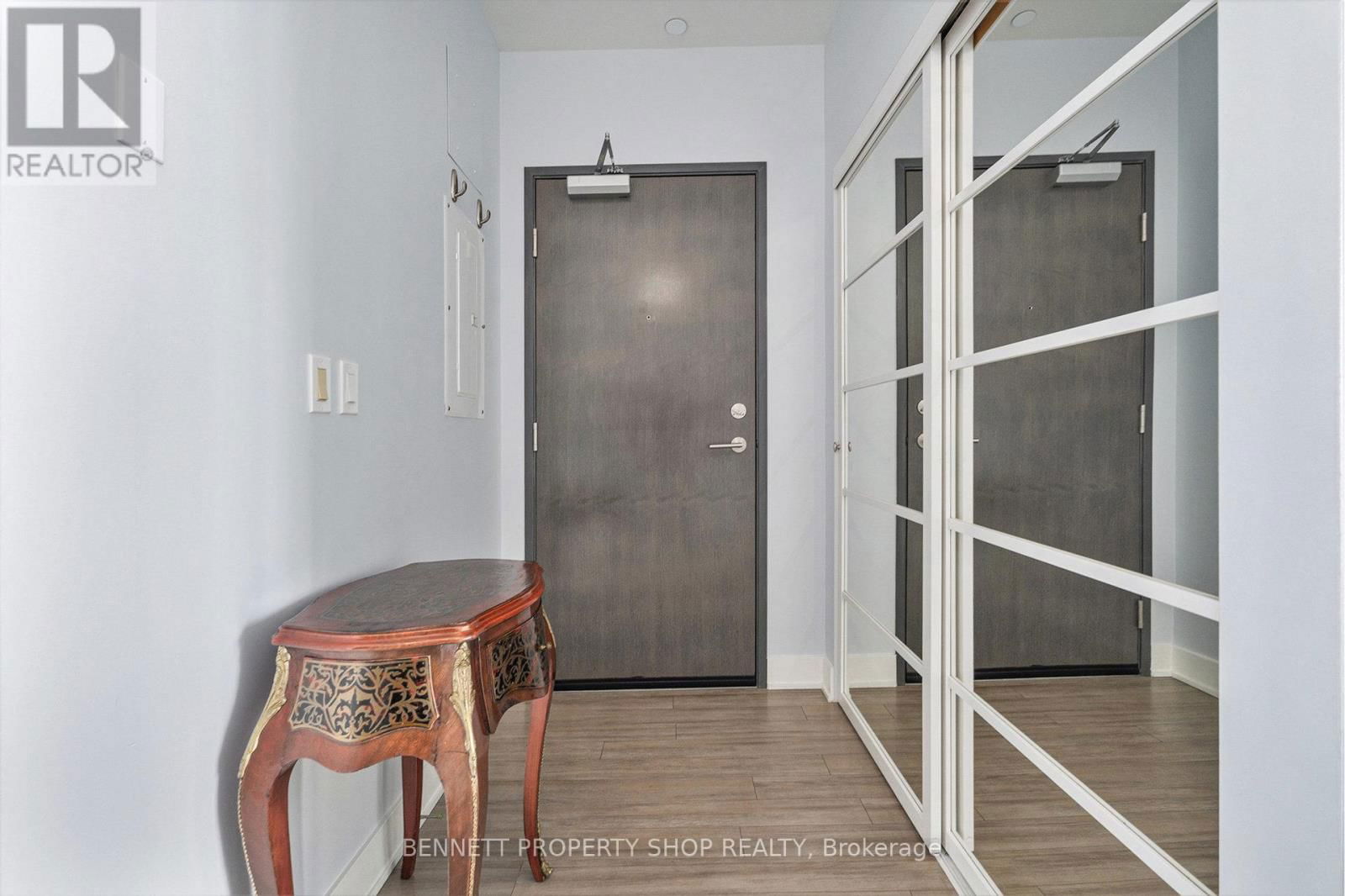 PH06 - 118 HOLMWOOD AVENUE Image 6