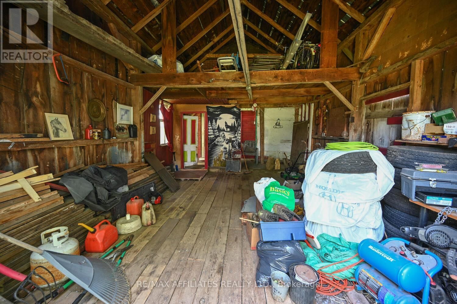 217 WILLIAM STREET Image 27