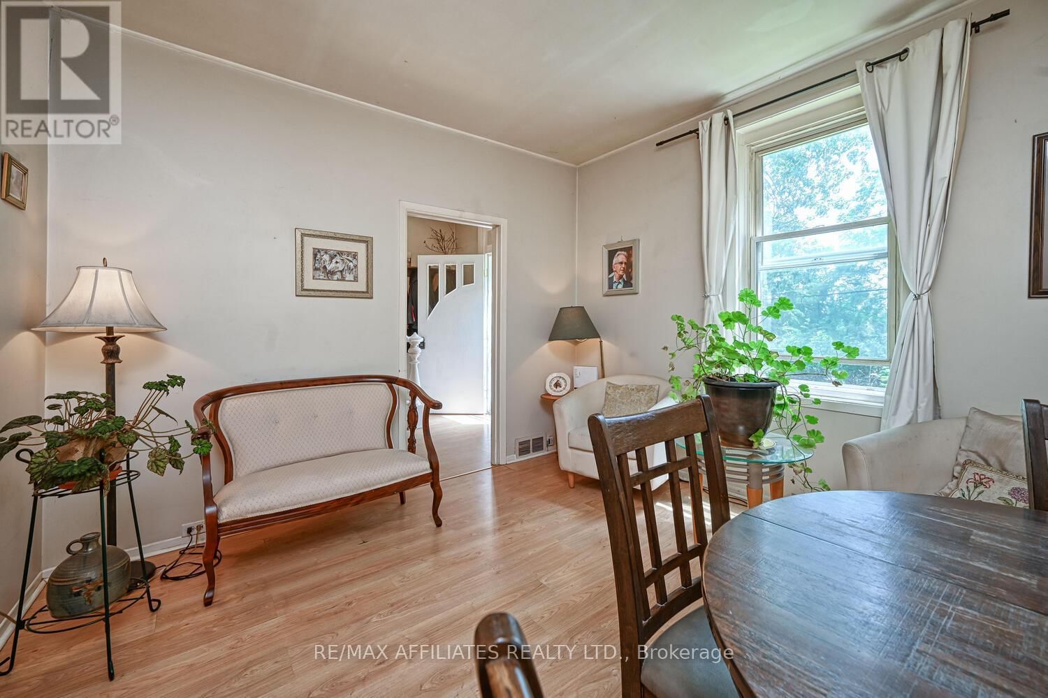 217 WILLIAM STREET Image 9