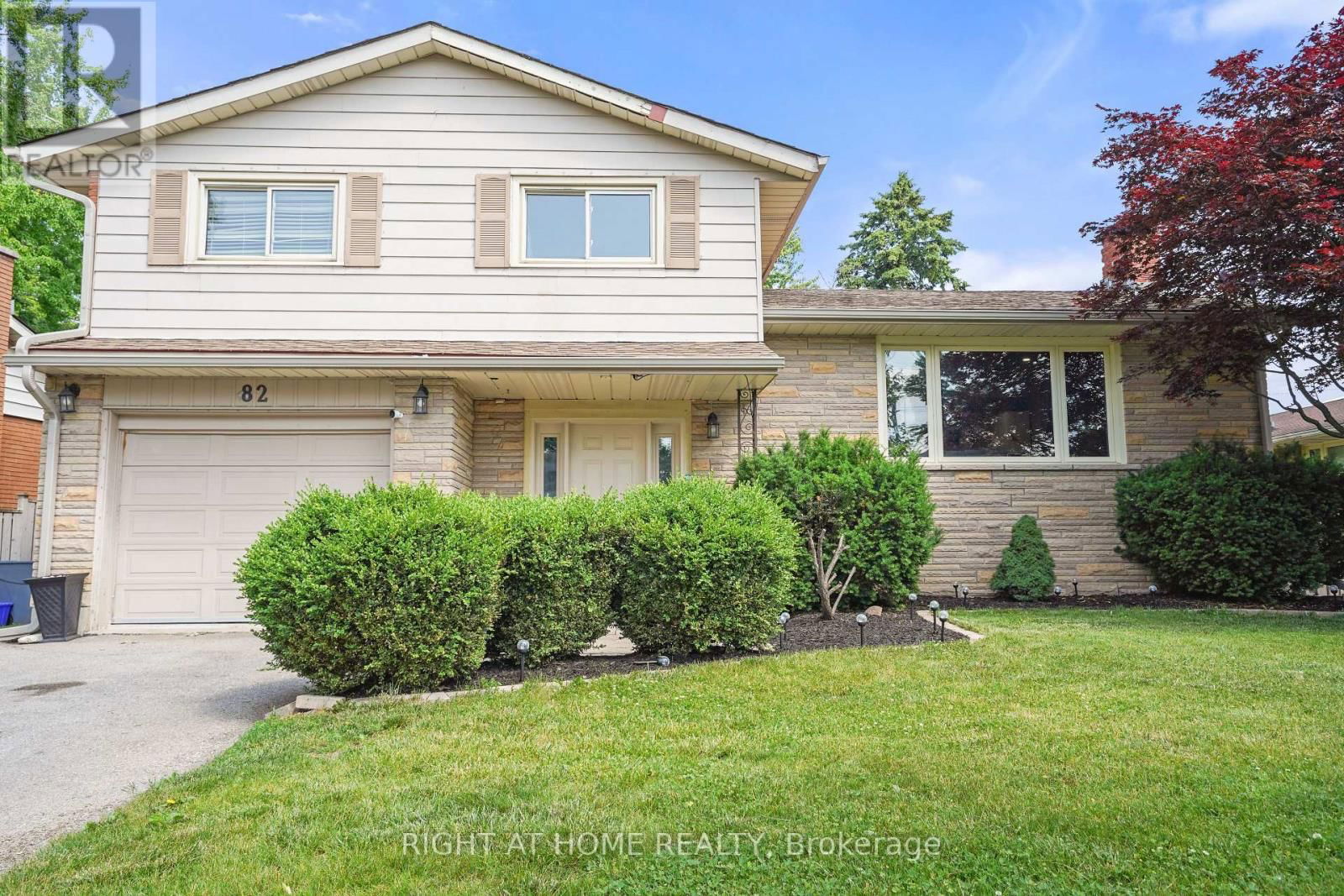 82 DREGER AVENUE SOUTH Image 1