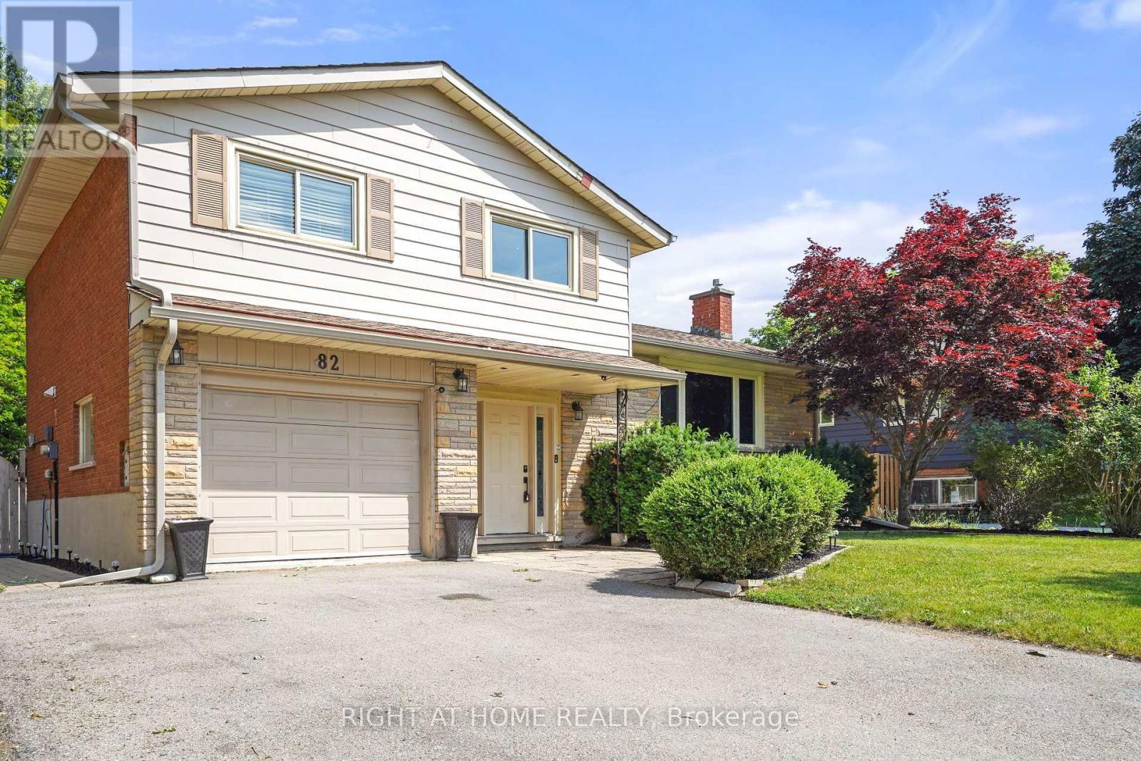 82 DREGER AVENUE SOUTH Image 2