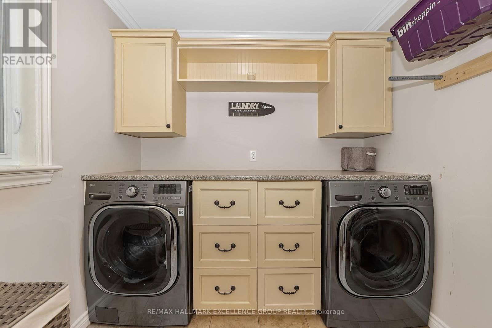 2709 DUBOIS STREET Image 21