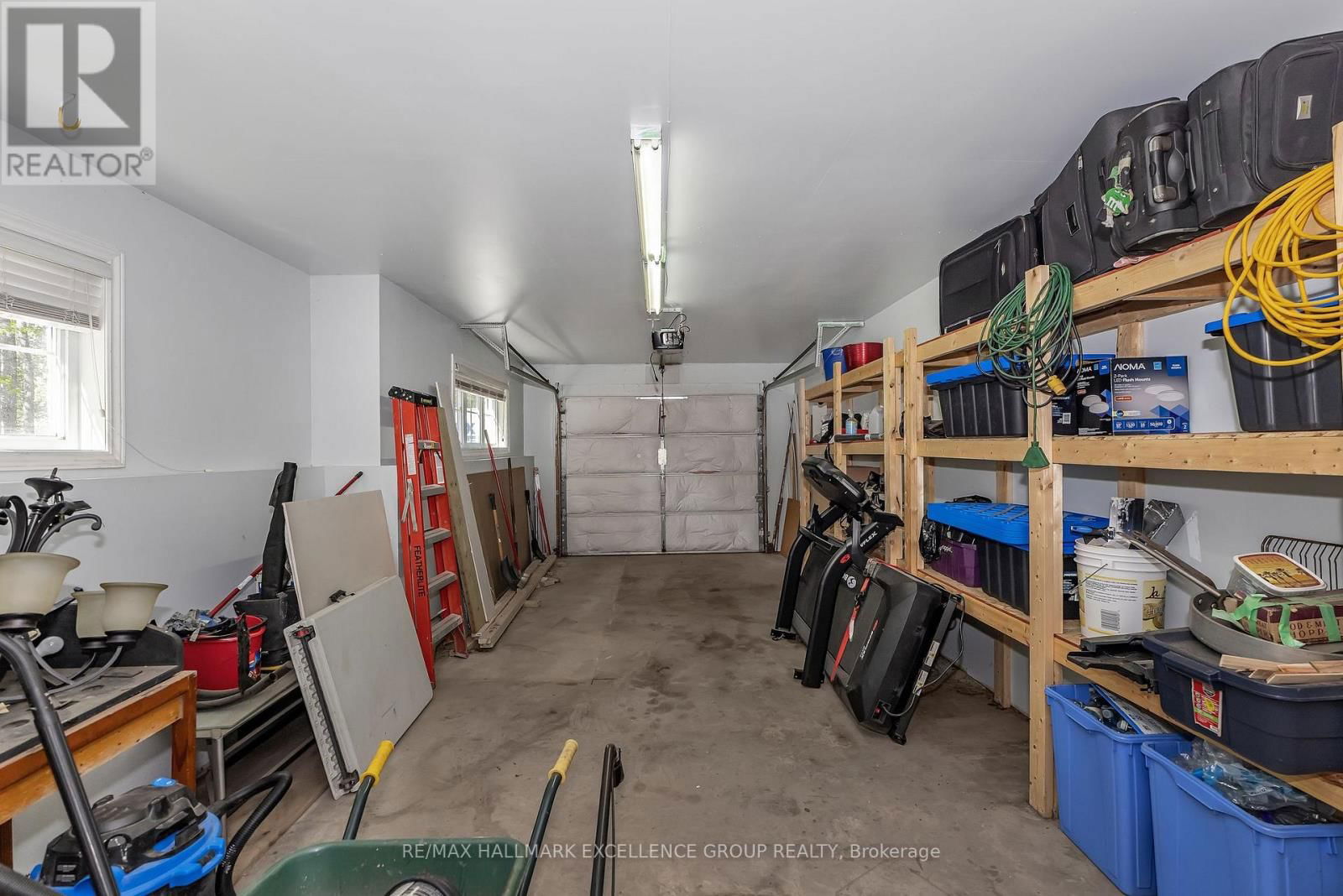 2709 DUBOIS STREET Image 33