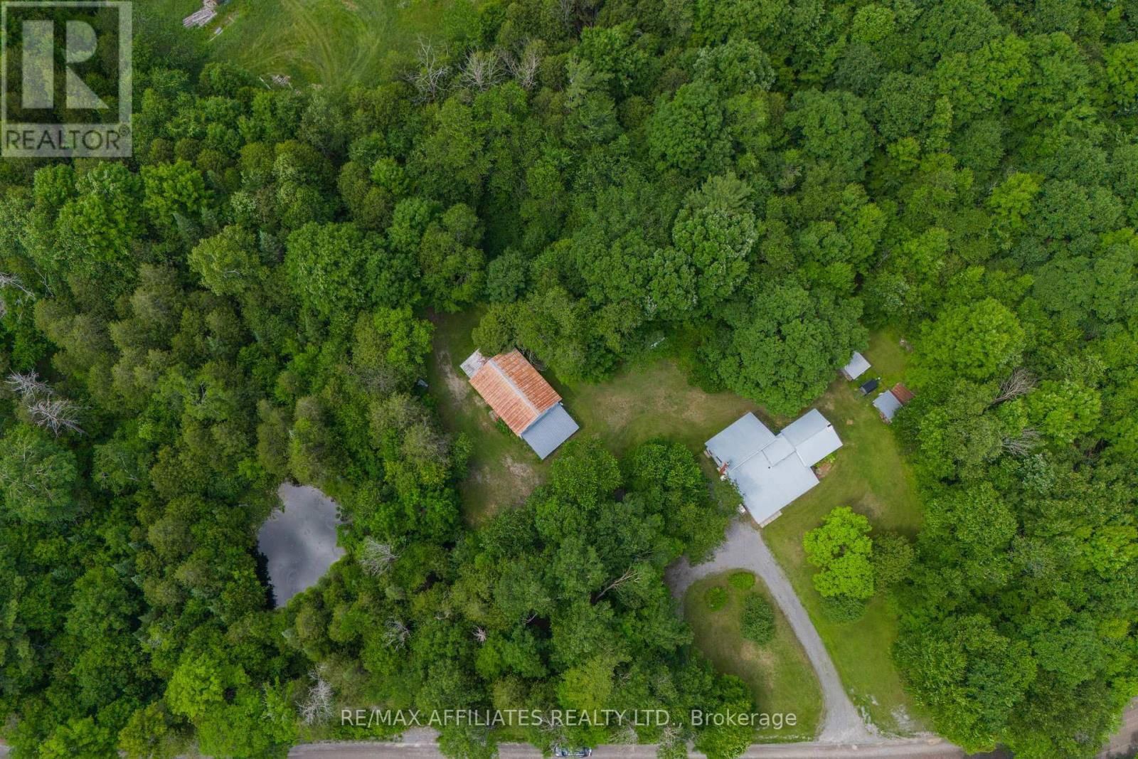 1655 OLD PERTH ROAD Image 43