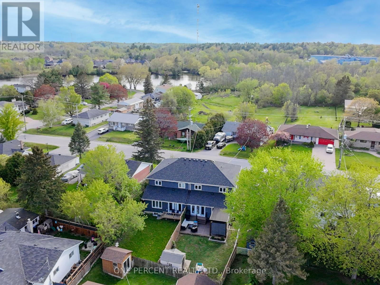 835 QUEEN STREET Image 39