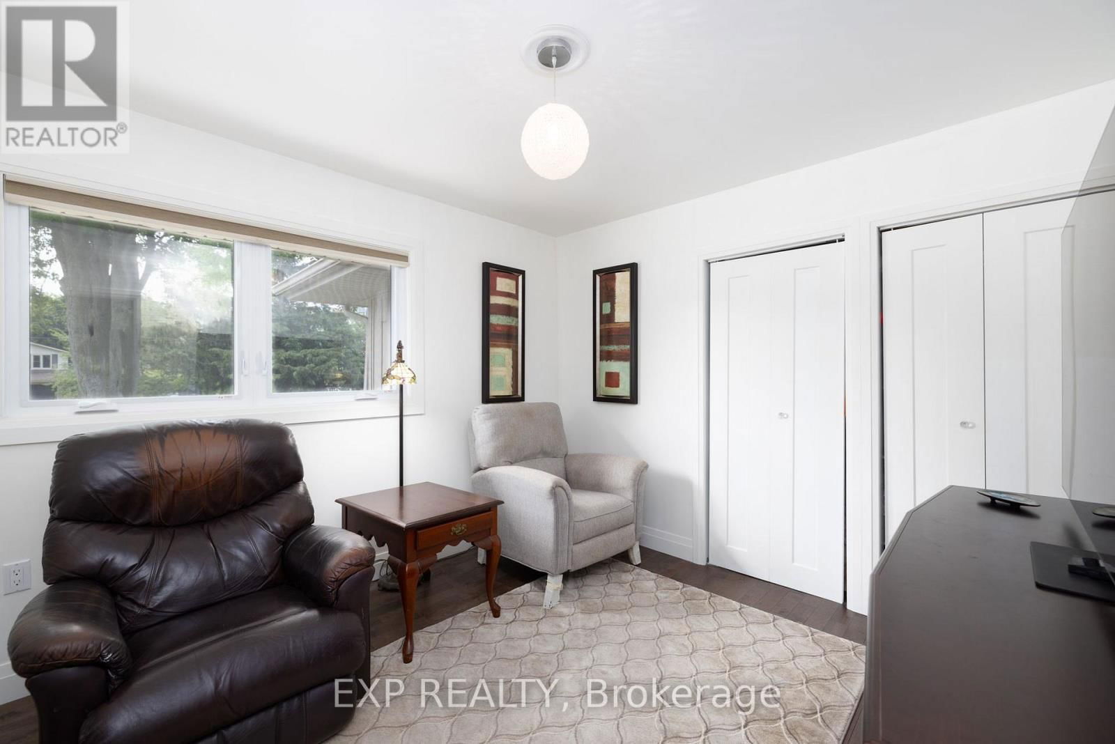 238 MINNIE STREET Image 15