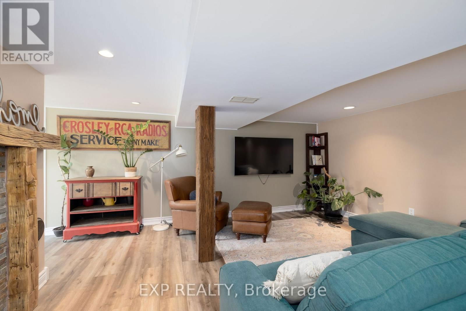 238 MINNIE STREET Image 20