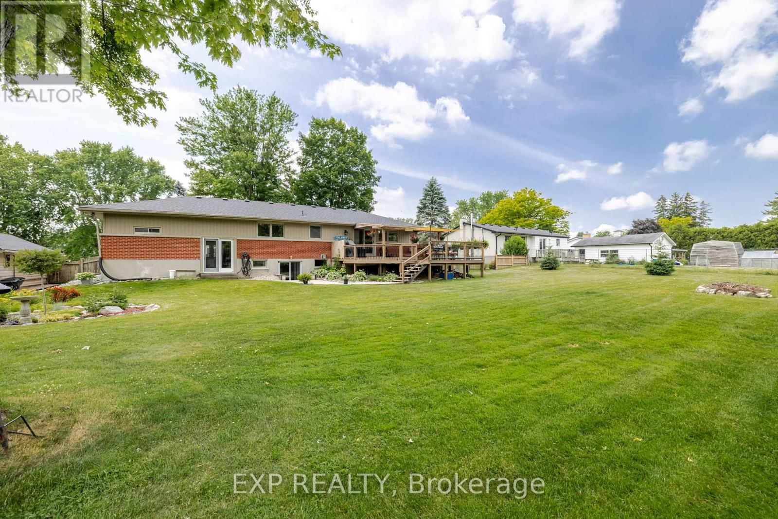 238 MINNIE STREET Image 34