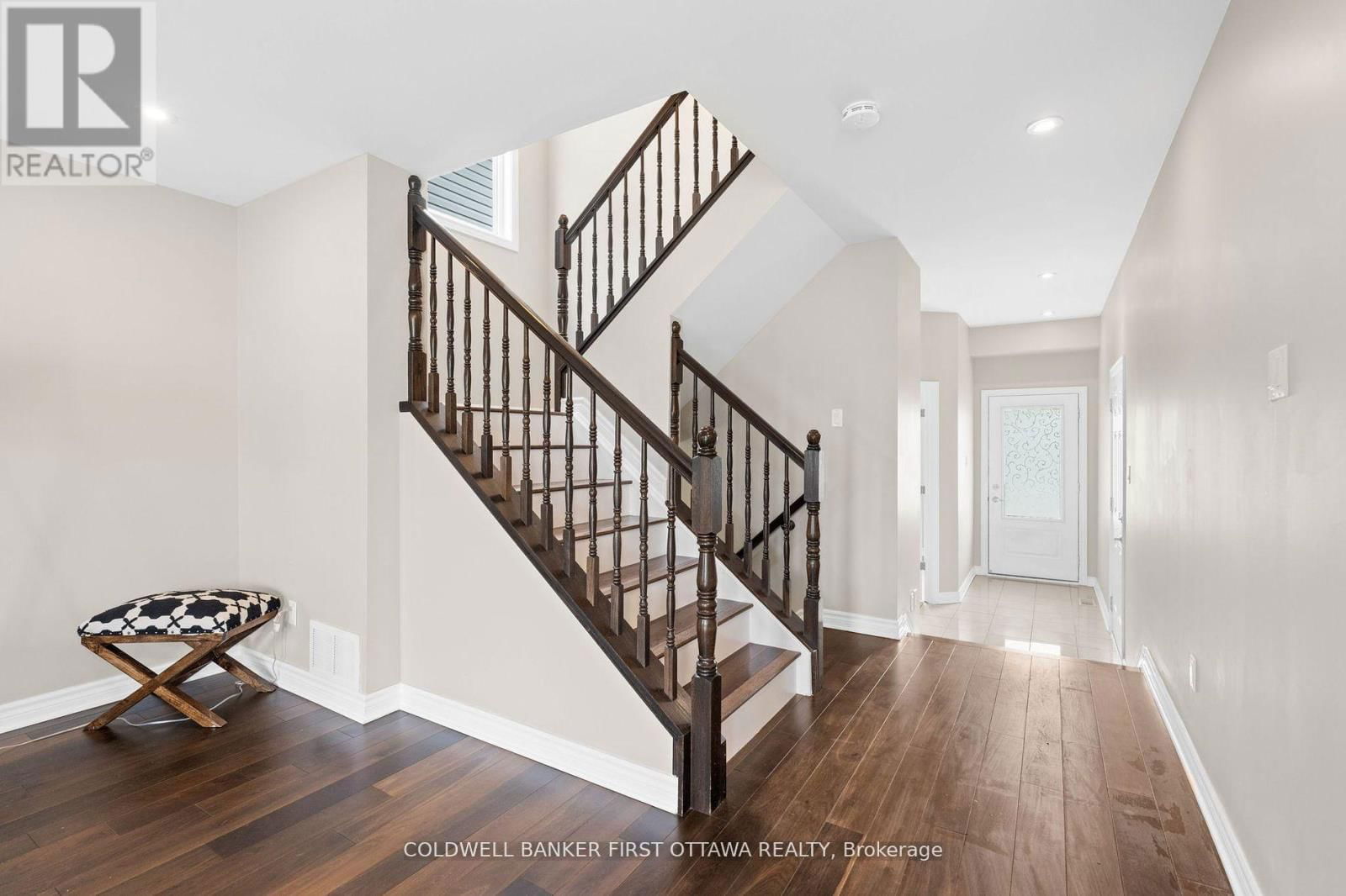 2459 ESPRIT DRIVE Image 17
