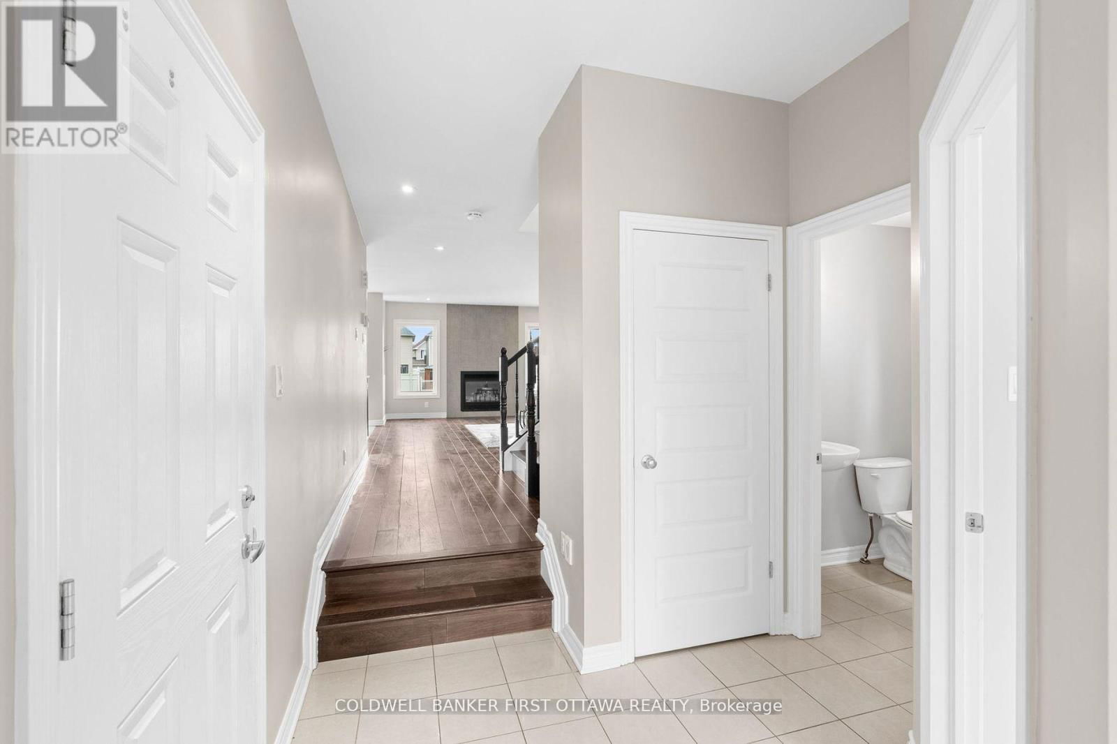 2459 ESPRIT DRIVE Image 5
