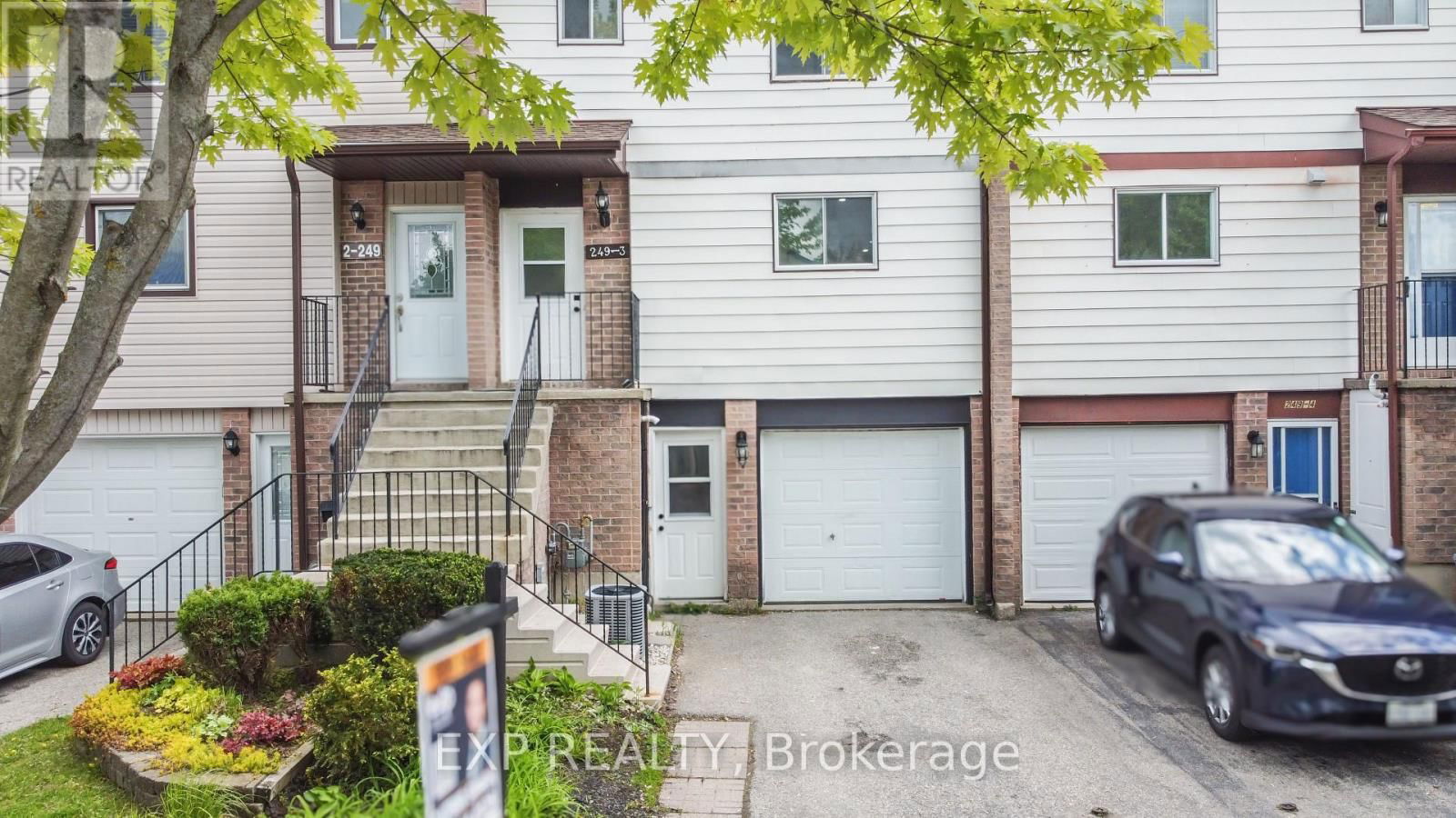 3 - 249 CAMELOT COURT Image 4