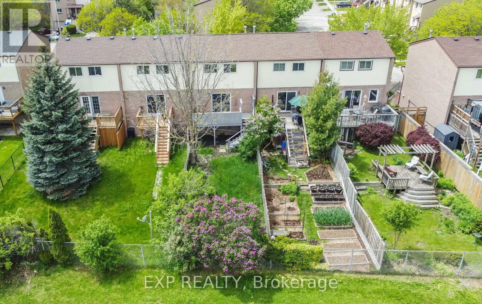 3 - 249 CAMELOT COURT Image 41