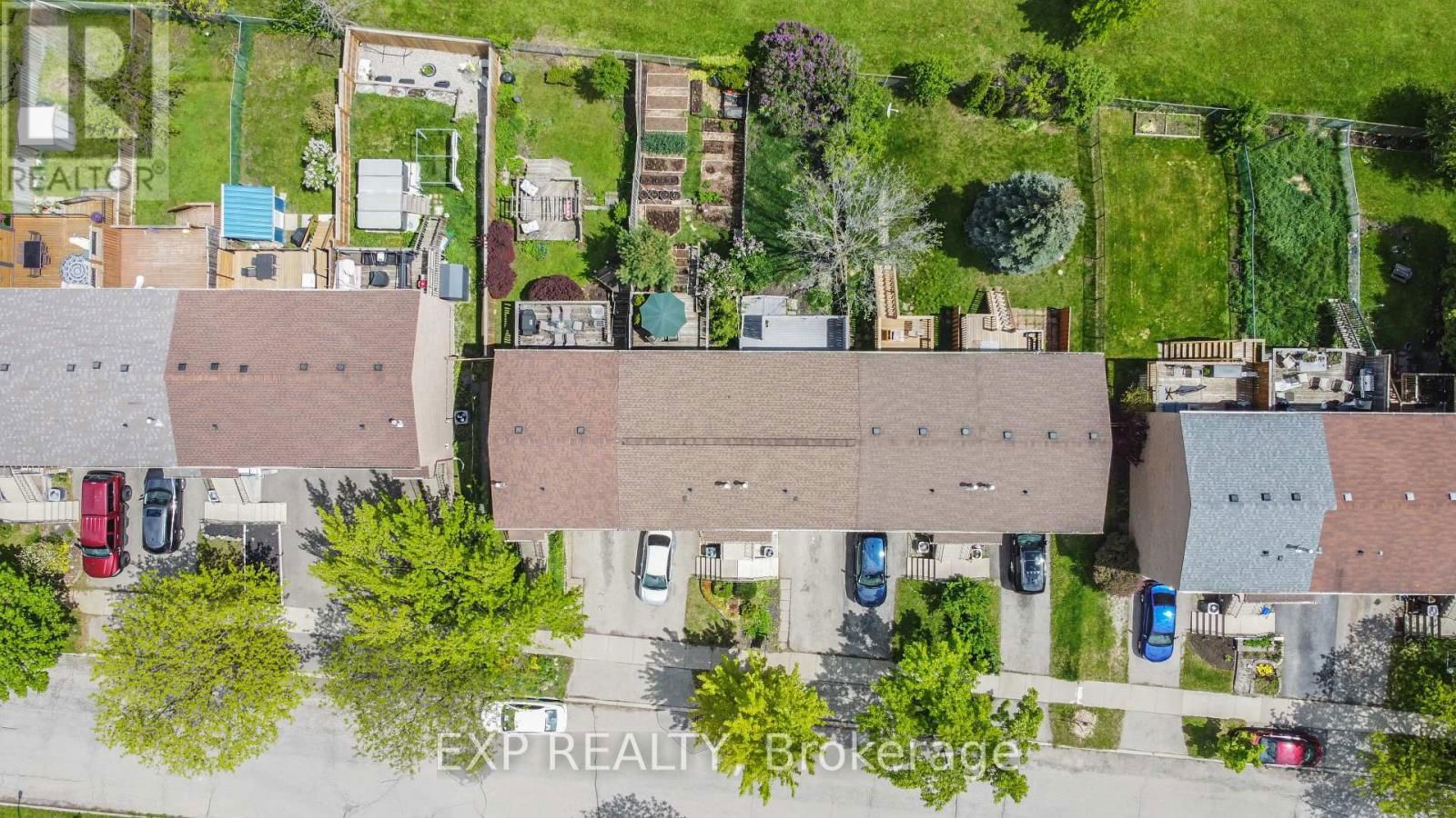 3 - 249 CAMELOT COURT Image 43