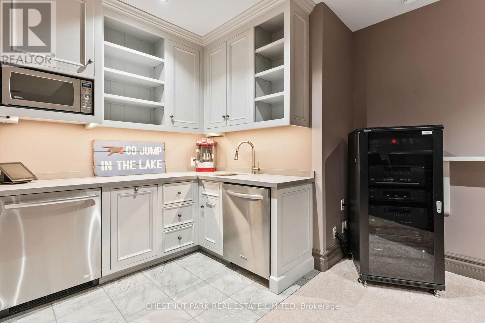 1141 NU-NE LANE Image 32
