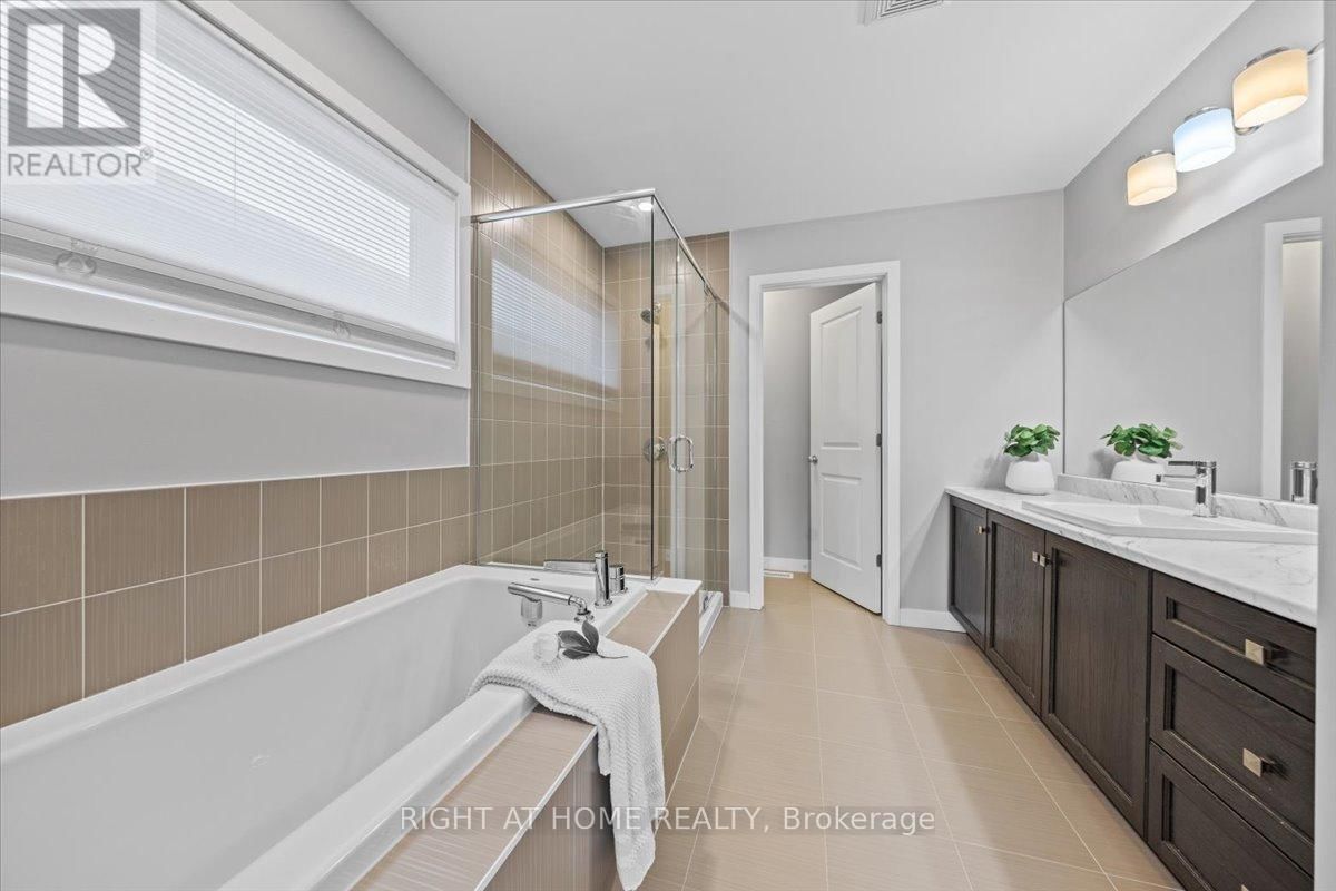 319 OXER PLACE Image 24
