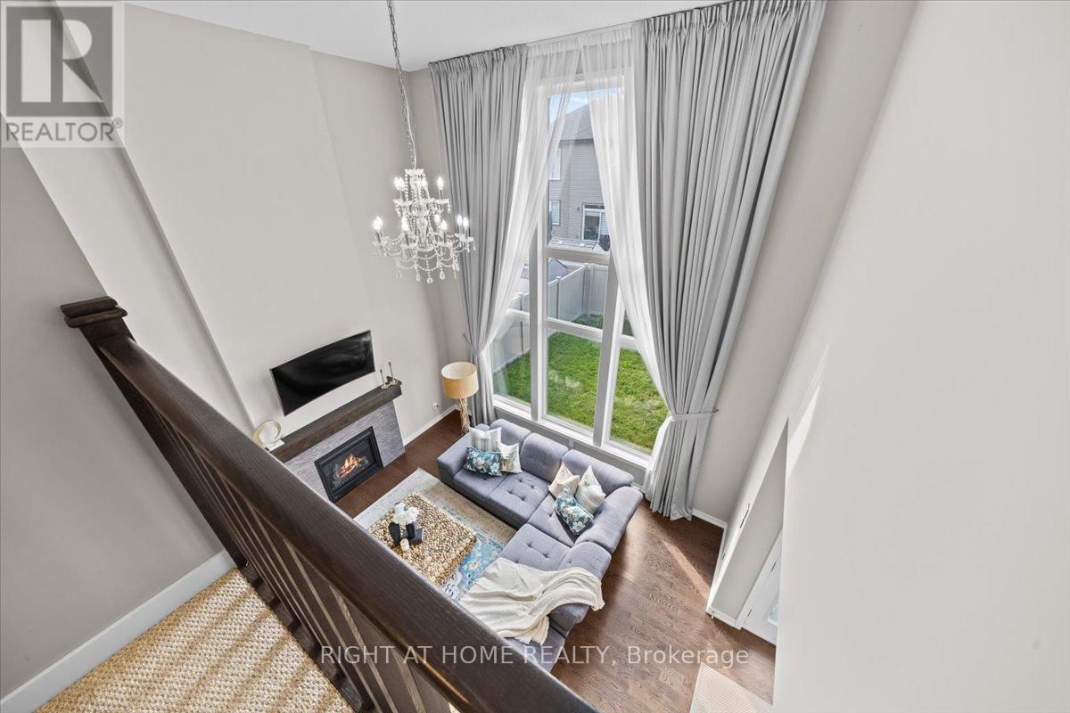 319 OXER PLACE Image 25