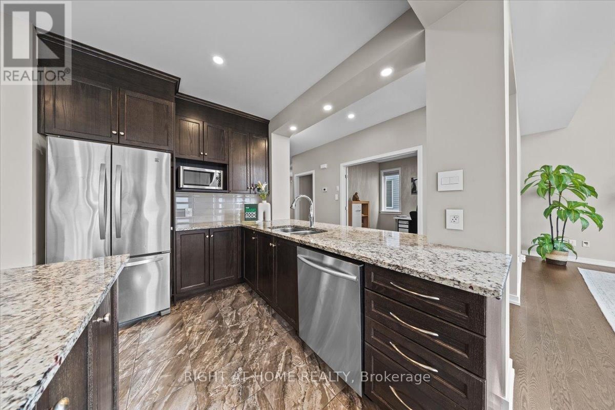 319 OXER PLACE Image 9